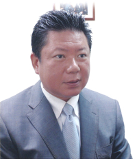 代表:岡田宏章
